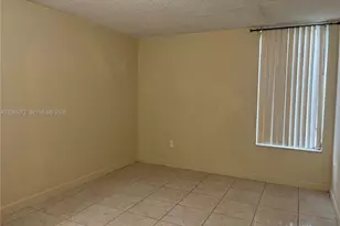 8810 Fontainebleau Blvd, Miami, FL 33172 - Photo 12