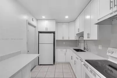 7235 Pine Bluff Dr, Lake Worth, FL 33467 - Photo 10