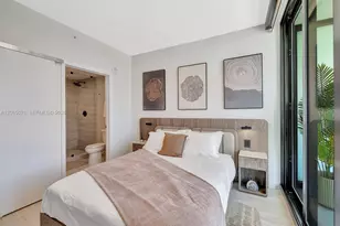 580 72nd St, Miami Beach, FL 33141 - Photo 12