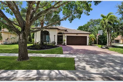 14298 NW 23rd St, Pembroke Pines, FL 33028 - Photo 1
