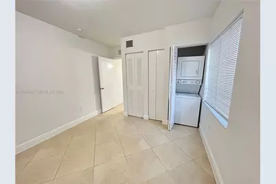 1034 Lenox Ave #10, Miami Beach, FL 33139 - Photo 12