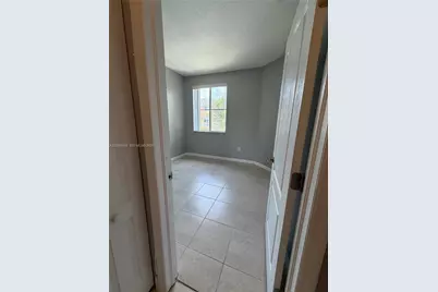 7130 NW 177th St #207-8, Hialeah, FL 33015 - Photo 8