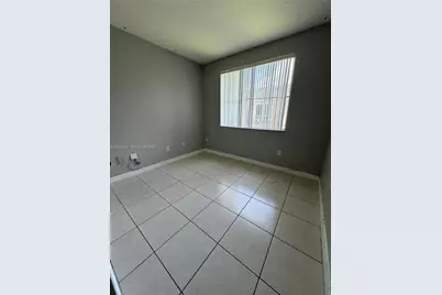 7130 NW 177th St #207-8, Hialeah, FL 33015 - Photo 10