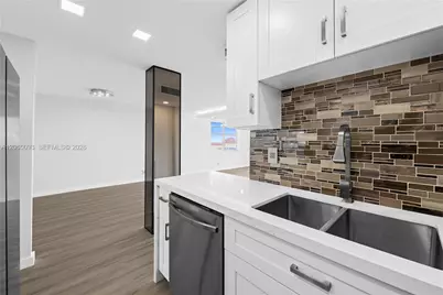 16710 NE 9th Ave #802, North Miami Beach, FL 33162 - Photo 4