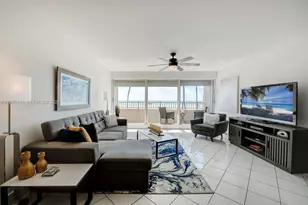 201 Van Buren St, Hollywood, FL 33019 - Photo 2