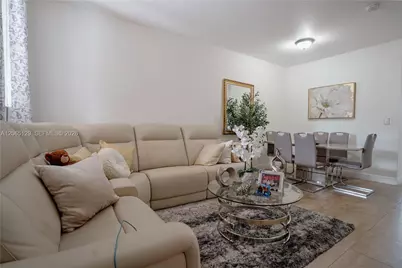 17600 NW 73rd Ave #201-6, Hialeah, FL 33015 - Photo 2