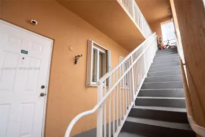 17600 NW 73rd Ave #201-6, Hialeah, FL 33015 - Photo 20