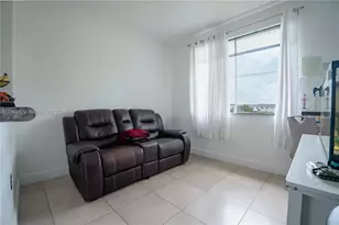 17600 NW 73rd Ave, Hialeah, FL 33015 - Photo 6