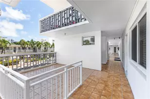 1030 9th St, Miami Beach, FL 33139 - Photo 20