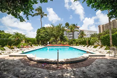 255 W 24th St #436, Miami Beach, FL 33140 - Photo 14