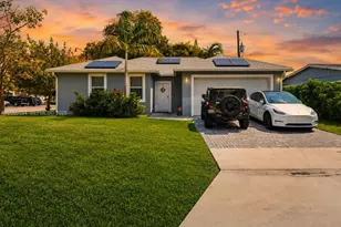 1686 NE 30th St, Pompano Beach, FL 33064 - Photo 1