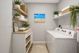 1686 NE 30th St, Pompano Beach, FL 33064 - Photo 10