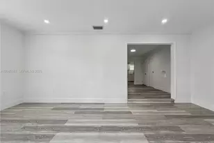 228 NW 39th St, Miami, FL 33127 - Photo 2