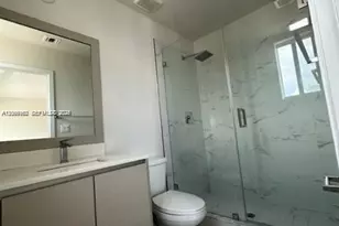 2561 NE 193rd St, Miami, FL 33180 - Photo 10
