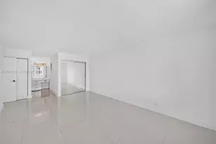 301 174th St, Sunny Isles Beach, FL 33160 - Photo 22