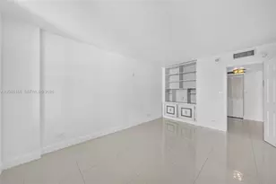 301 174th St, Sunny Isles Beach, FL 33160 - Photo 30