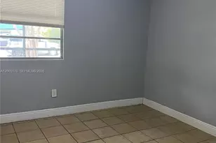 1237 SW 46th Ave, Pompano Beach, FL 33069 - Photo 8