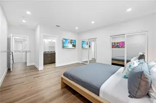 1121 NW 25th St, Miami, FL 33127 - Photo 14