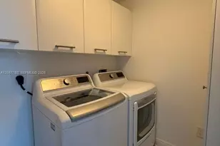 17121 Collins Ave, Sunny Isles Beach, FL 33160 - Photo 16