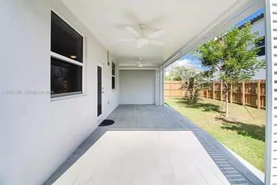 879 SE 26th Ter #1, Homestead, FL 33035 - Photo 10