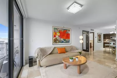 2625 Collins Ave #402, Miami Beach, FL 33140 - Photo 4