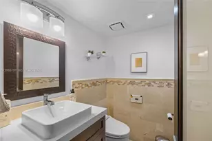 2625 Collins Ave, Miami Beach, FL 33140 - Photo 18