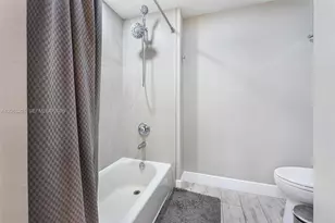 21150 Point Pl, Aventura, FL 33180 - Photo 30