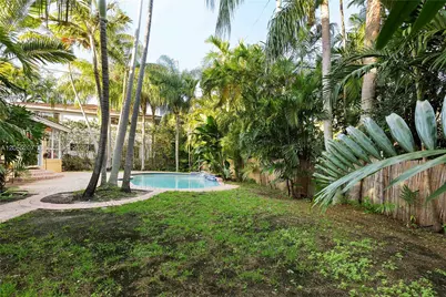 6315 Maynada St, Coral Gables, FL 33146 - Photo 34