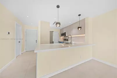 1400 NE 191st St #305, Miami, FL 33179 - Photo 6
