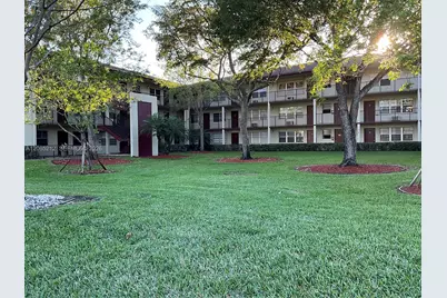 150 SW 134th Way #304R, Pembroke Pines, FL 33027 - Photo 1