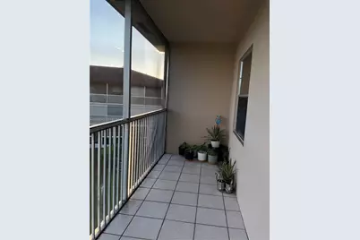 150 SW 134th Way #304R, Pembroke Pines, FL 33027 - Photo 10