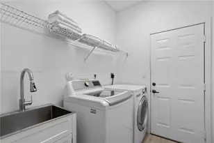 4015 Crossbill Ln, Weston, FL 33331 - Photo 26