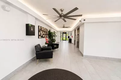 250 Jacaranda Dr #805, Plantation, FL 33324 - Photo 20
