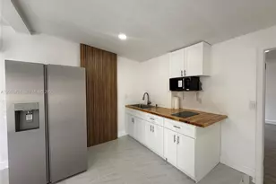 8805 SW 43rd Terrace, Miami, FL 33165 - Photo 4