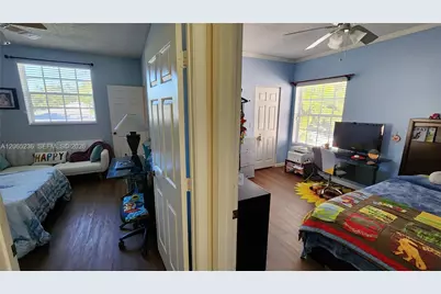 10702 Pelican Dr, Wellington, FL 33414 - Photo 18