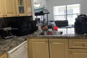 15324 SW 72nd St, Miami, FL 33193 - Photo 6