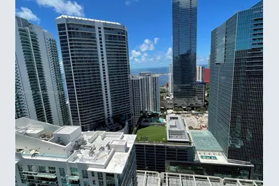 1200 Brickell Bay Dr #3821, Miami, FL 33131 - Photo 4