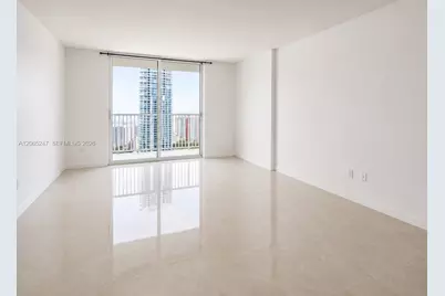1200 Brickell Bay Dr #3821, Miami, FL 33131 - Photo 10