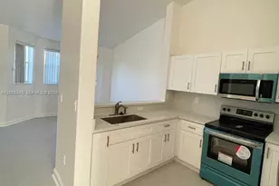 2903 SE 17th Ave, Homestead, FL 33035 - Photo 6