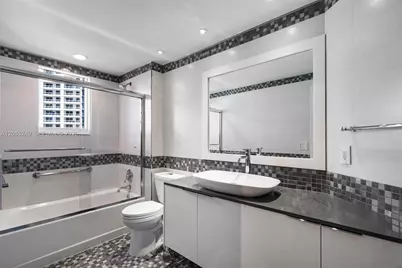 21050 Point Pl #1006, Aventura, FL 33180 - Photo 26