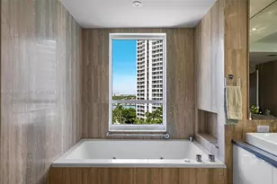 21050 Point Pl, Aventura, FL 33180 - Photo 22