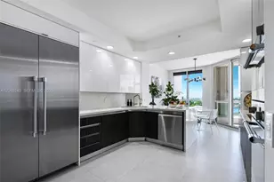 21050 Point Pl, Aventura, FL 33180 - Photo 10