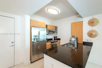 950 Brickell Bay Dr #3904, Miami, FL 33131 - Photo 14
