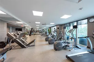 950 Brickell Bay Dr, Miami, FL 33131 - Photo 32