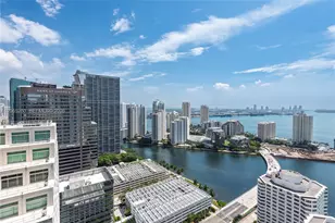 950 Brickell Bay Dr, Miami, FL 33131 - Photo 4