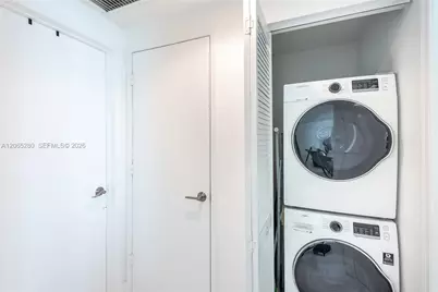 950 Brickell Bay Dr #3904, Miami, FL 33131 - Photo 20