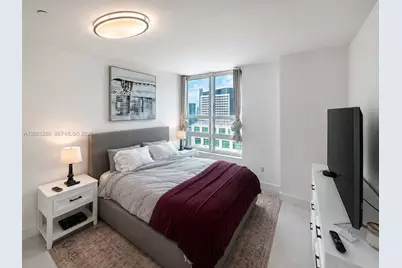 950 Brickell Bay Dr #3904, Miami, FL 33131 - Photo 18
