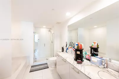 950 Brickell Bay Dr #3904, Miami, FL 33131 - Photo 18