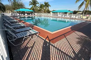 1522 SE 24th Ct, Homestead, FL 33035 - Photo 10