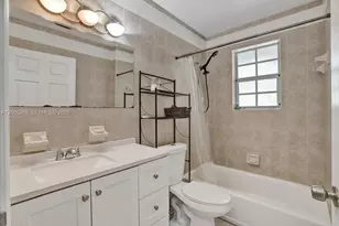 19622 SW 87th Ct, Cutler Bay, FL 33157 - Photo 10
